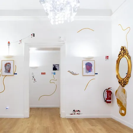 Hotiday Porto Bed & Breakfast 3*