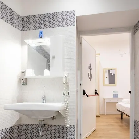 Hotiday Porto Bed & Breakfast 3*